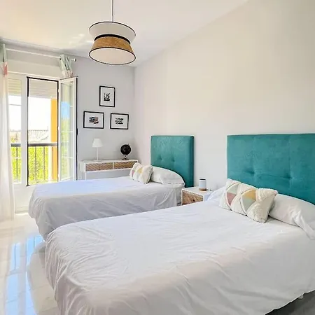 Oleholidays Genova 2 Junto A Marriot Apartment *