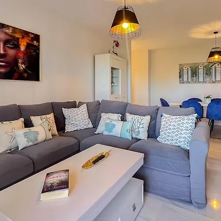 Oleholidays Genova 2 Junto A Marriot Apartment Marbella